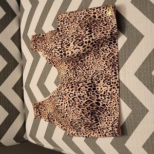 Nwt Victoria's Secret XXL body winged cup lining leopard bra